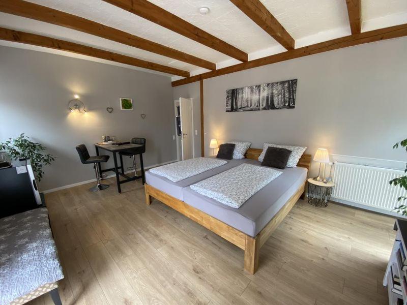 Grosses Doppelzimmer Mit Eigenem Bad Und Kuehlschrank, Frisch Saniert Friedrichskoog Exterior photo