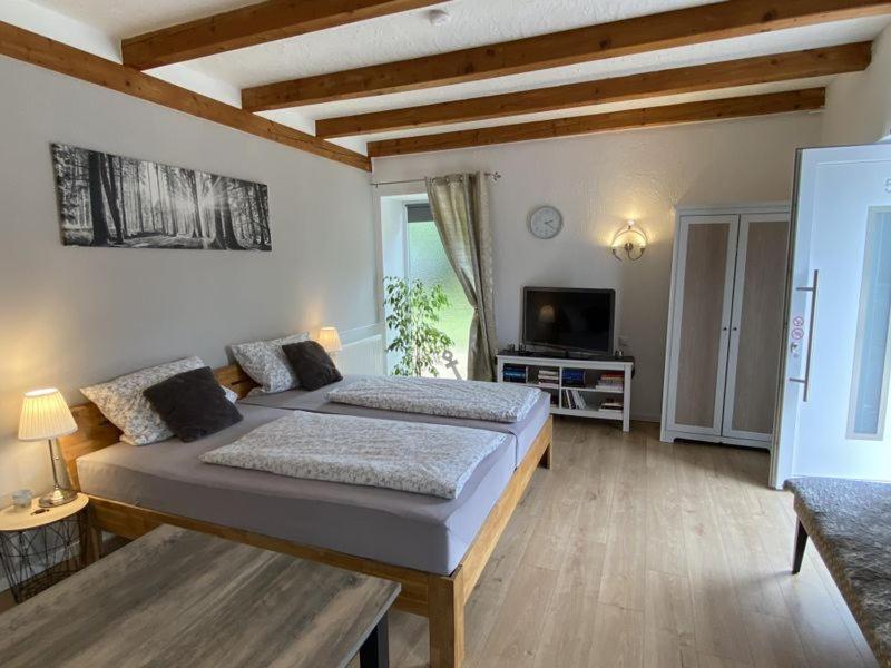 Grosses Doppelzimmer Mit Eigenem Bad Und Kuehlschrank, Frisch Saniert Friedrichskoog Exterior photo